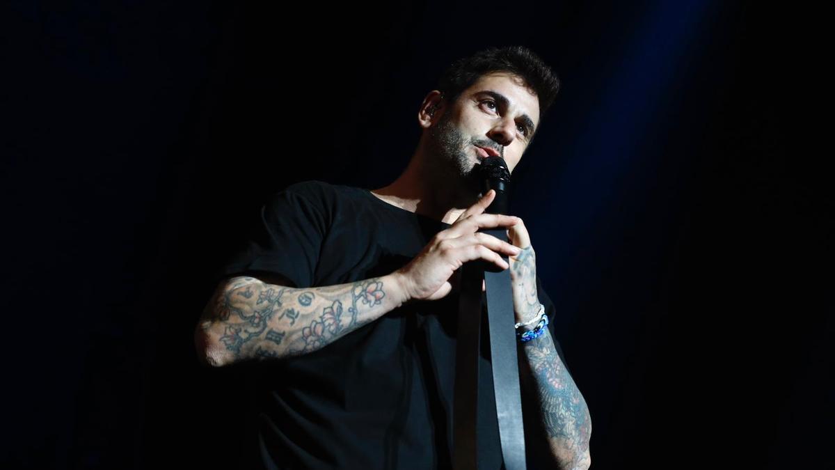 En imágenes | Melendi reivindica sus orígenes ante un público entregado en la Expo