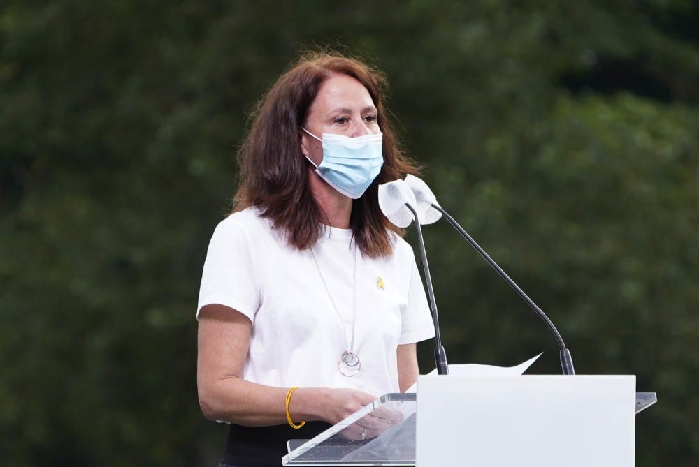 Acte d'homenatge a les víctimes de la covid-19 a Girona