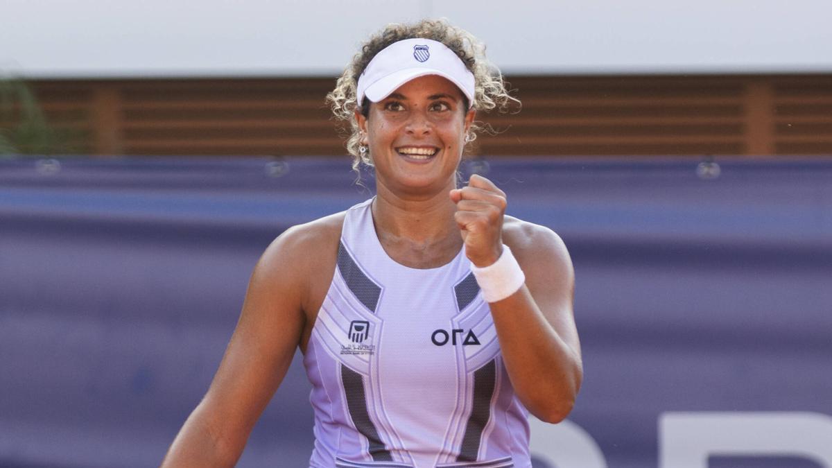 Mayar Sherif celebra su victoria en semifinales ante Podoroska