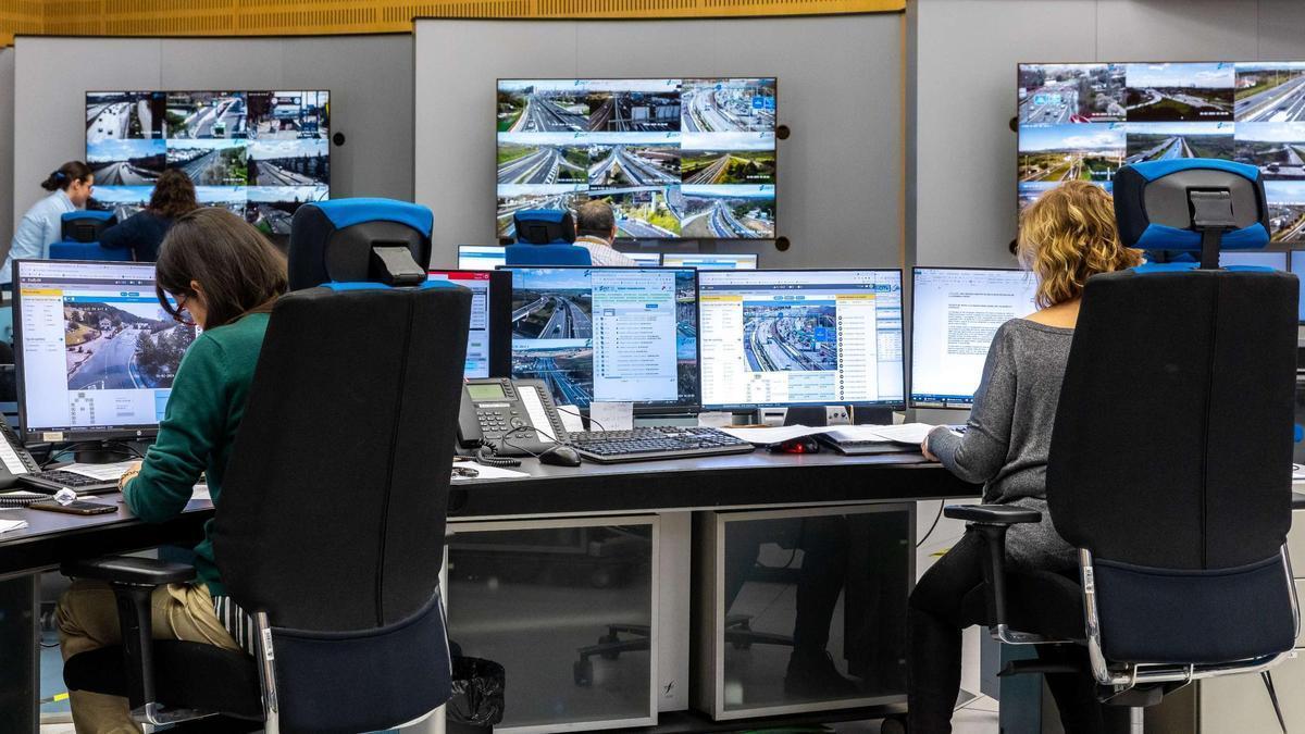 Un centre de control de trànsit de la DGT.