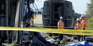 Un xoc entre un tren i un autobús a la capital del Canadà deixa almenys sis morts i 30 ferits.