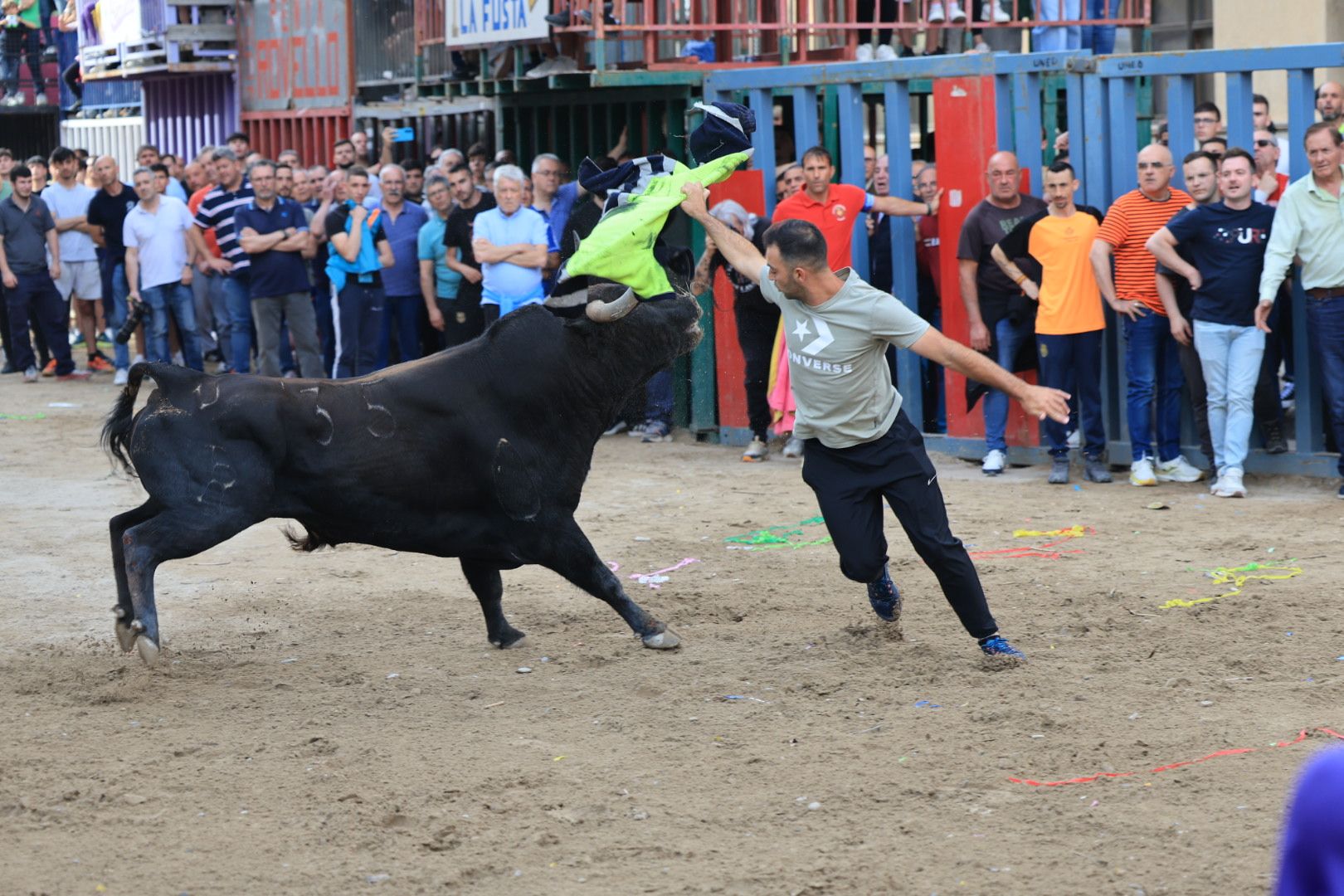 Fotos de la tarde taurina del jueves de las fiestas de Sant Pasqual en Vila-real