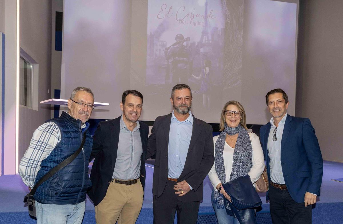 Gildo Casamayor presenta su nueva novela, «El Cobarde», en el Club INFORMACIÓN