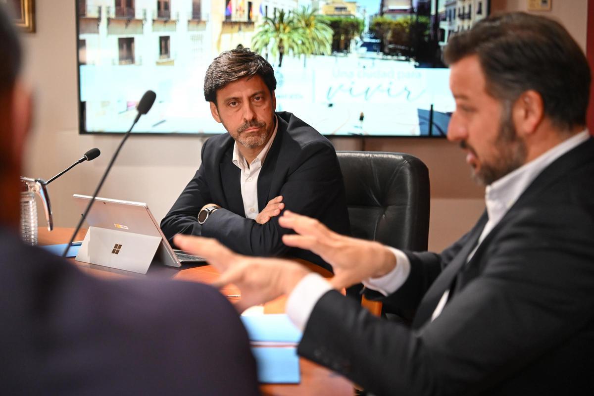 El director general de la Vivienda escucha al alcalde de Elche este martes