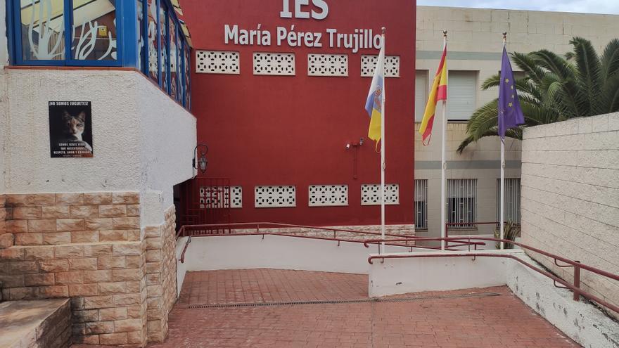 IES María Pérez Trujillo recibe el Premio Estrategia NAOS en el ámbito laboral