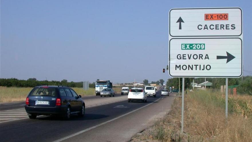 Extremadura cifra en 2.754 millones un plan para obras viarias e hidráulicas