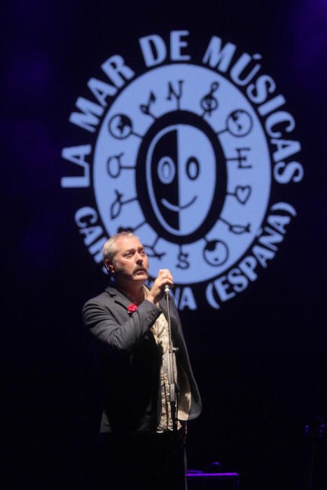 Tindersticks, Toumani Dibaté y los hermanos Carmon