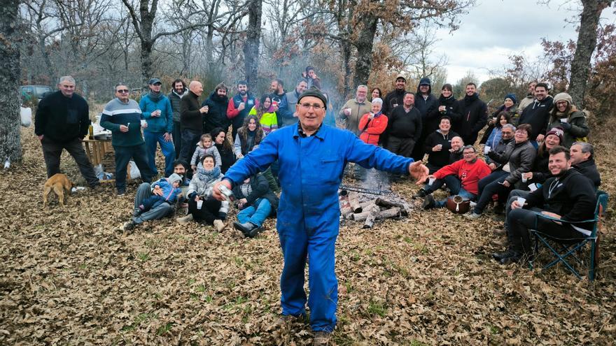 Brandilanes abre las fiestas patronales de Aliste en 2025 honrando a San Amaro