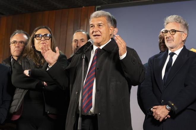 Laporta ataca Font al presentar els seus nous directius: «El Barça no es mereix un candidat així»