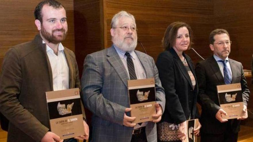 Iván Allende (alcalde de Piloña), De la Rasilla, Requejo y Alonso.