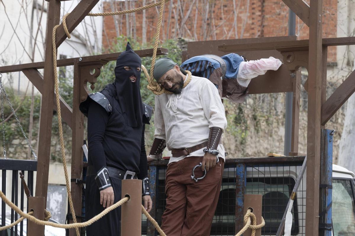 Así fue la Cabalgata del Ninot de Xàtiva