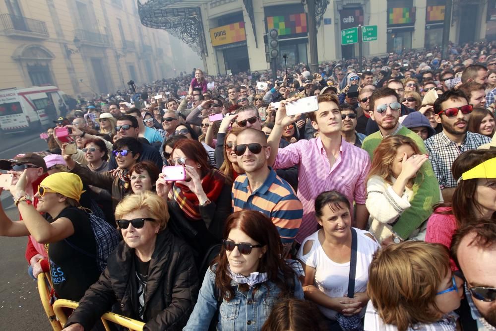 Búscate en la mascletà del 13 de marzo