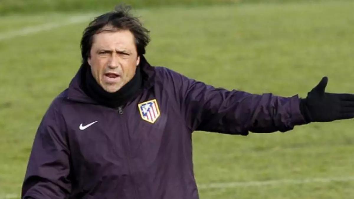 Alfredo Santaelena, en su etapa como entrenador del filial del Atlético.