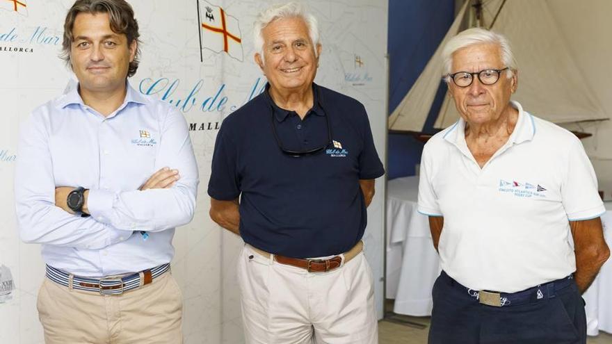 José Luis Arrom, Manuel Nadal y Emilio Feliu, ayer durante la presentación en el Club de Mar.