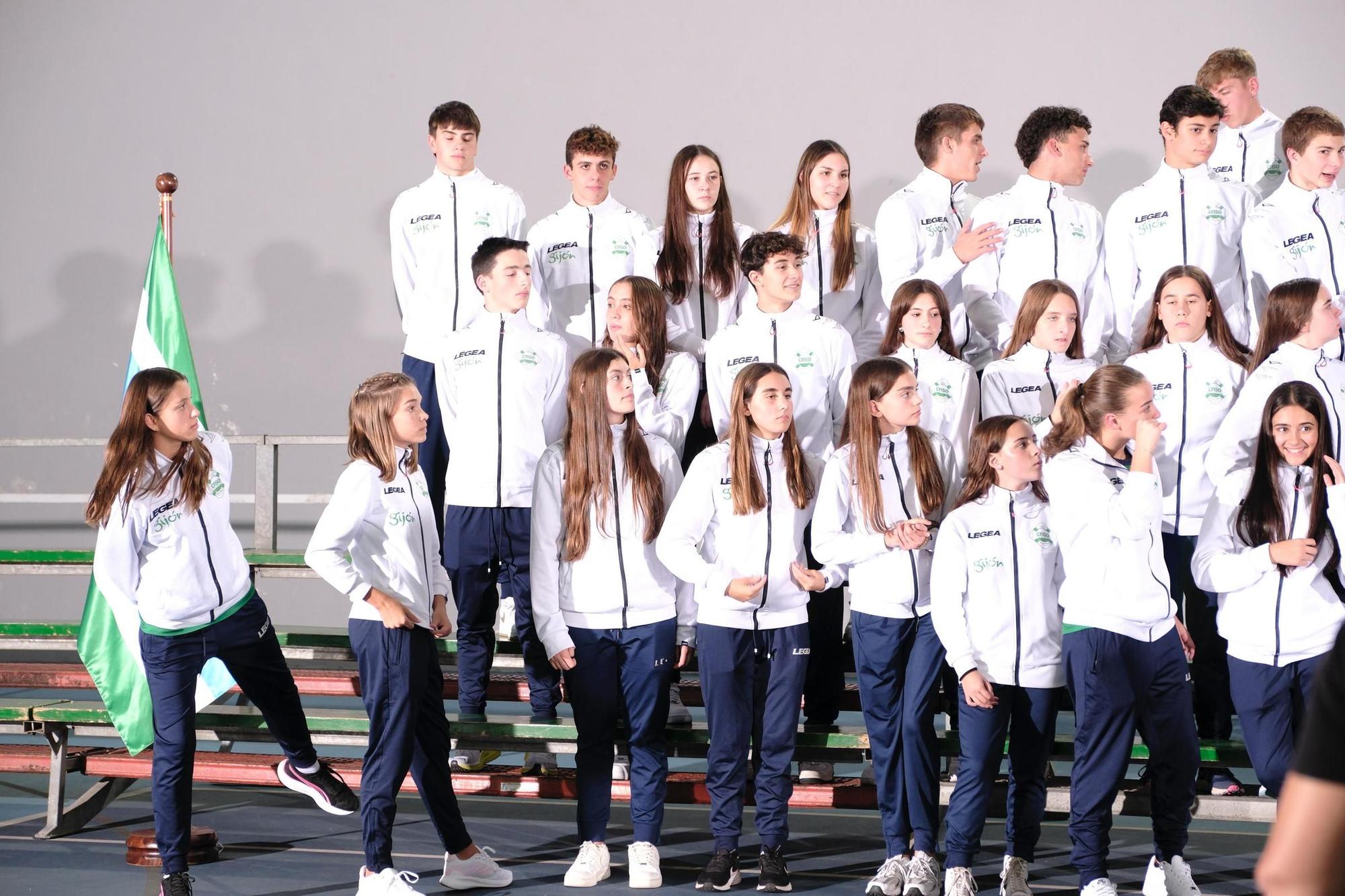 La presentación de la sección de natación del Santa Olaya, en imágenes