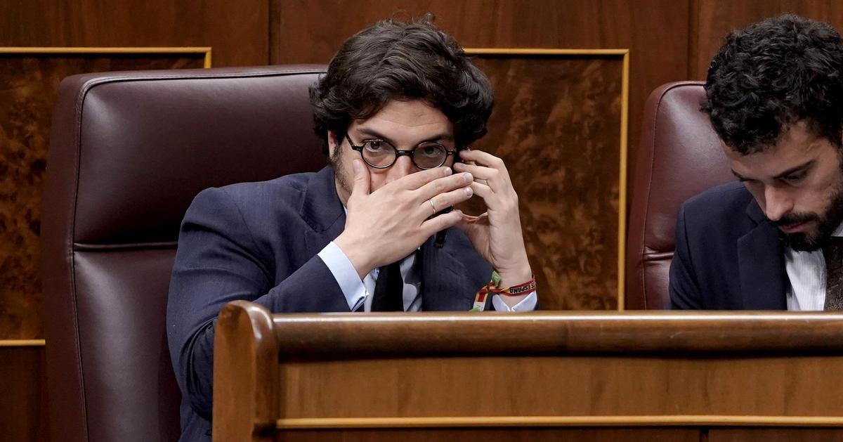 José María Figaredo, en su escaño del Congreso de los Diputados