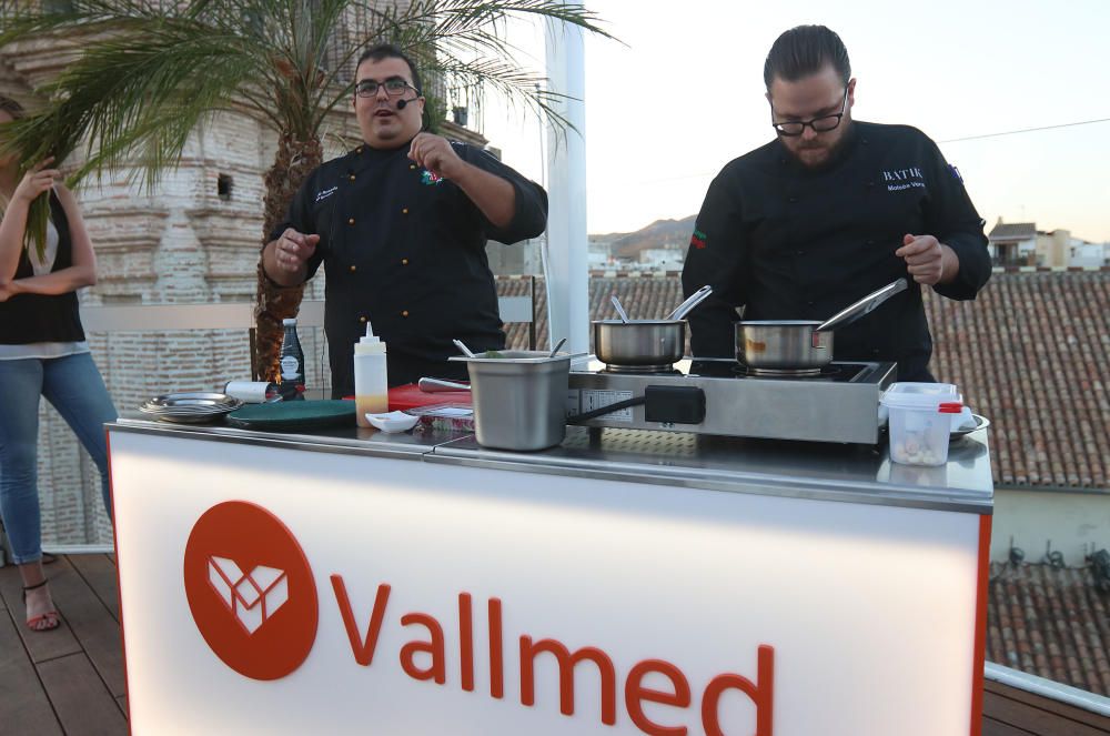 El evento, organizado por La Opinión de Málaga, reunió en la terraza del Hotel Málaga Premium a Cristina Martínez (Garbancita), Carlos Navarro Björk, Carlos Mansilla Gil de Bernabé y Mario Rosado