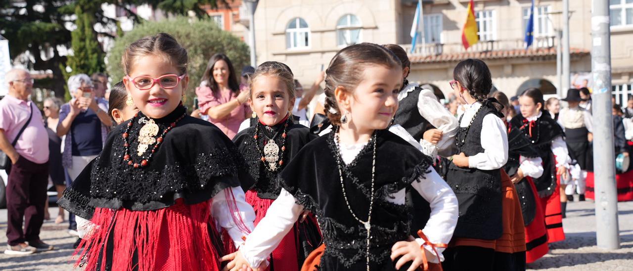 El folclore meco estuvo muy presente en la pasada Festa do Marisco.