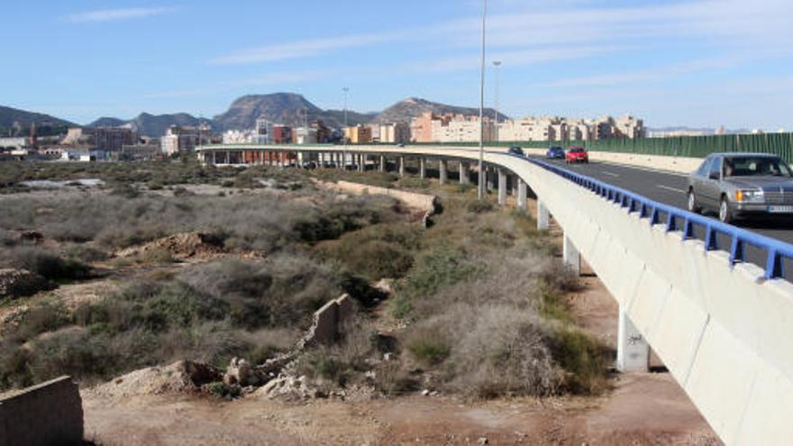 Imagen reciente de los terrenos contaminados de la zona de El Hondón.