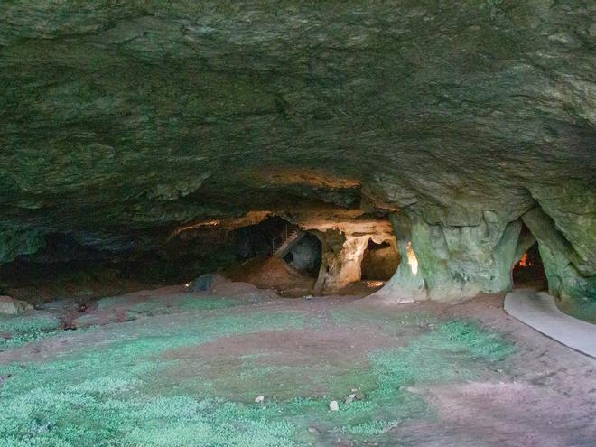 Cuevas de Sare, Sare, Valle de Xareta, ruta del Caballo Azul