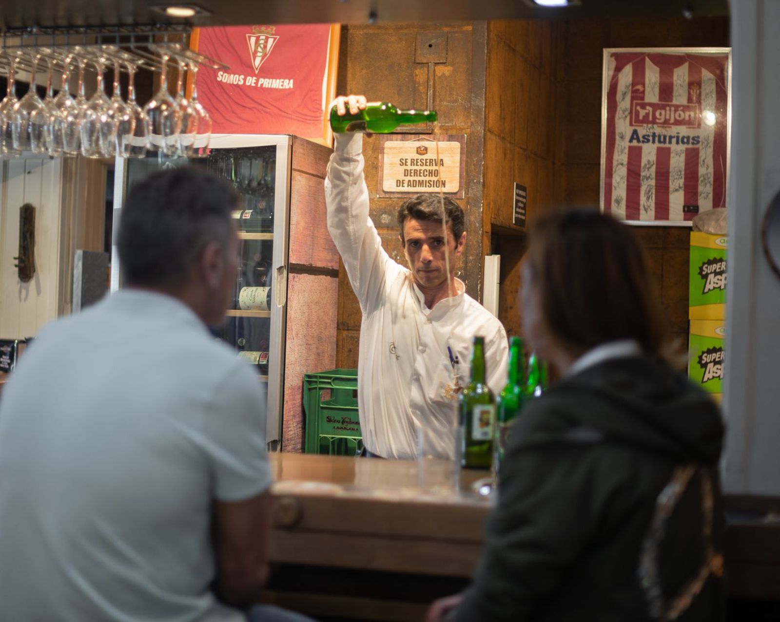 Ambiente durante los «Jueves de Sidra».