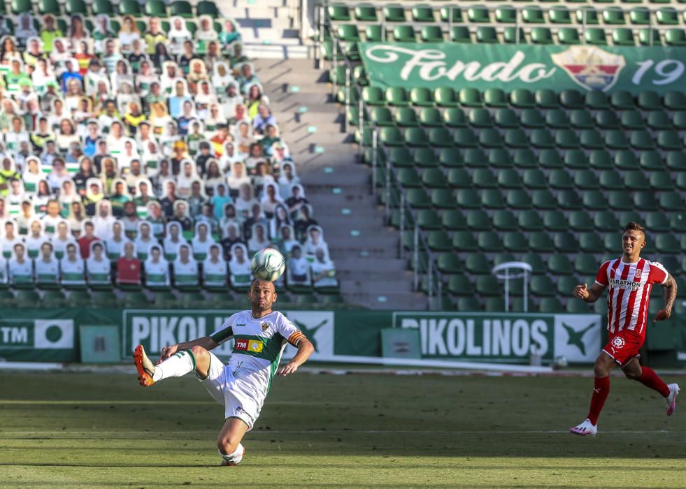 Un gol de Escriche, tras una espectacular galopada de Josan, permite a los franjiverdes sumar la primera victoria tras el parón y situarse de nuevo en puestos de «play-off»