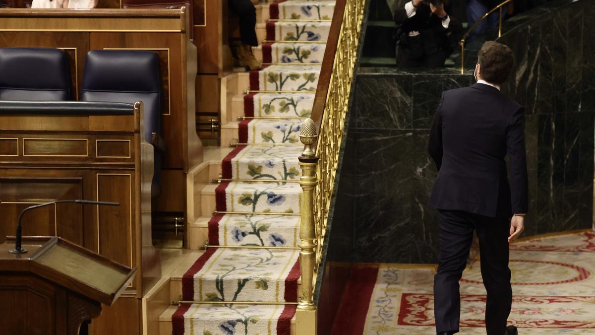 Moment en què Pablo Casado ha abandonat el Congrès