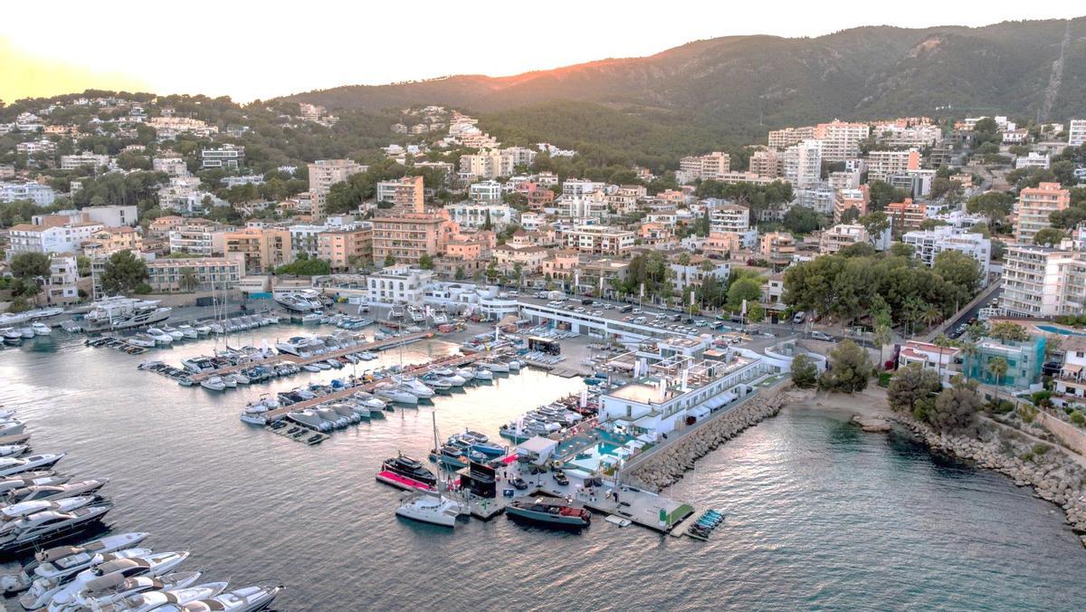 Port Calanova goza de una ubicación privilegiada en la bahía de Palma.