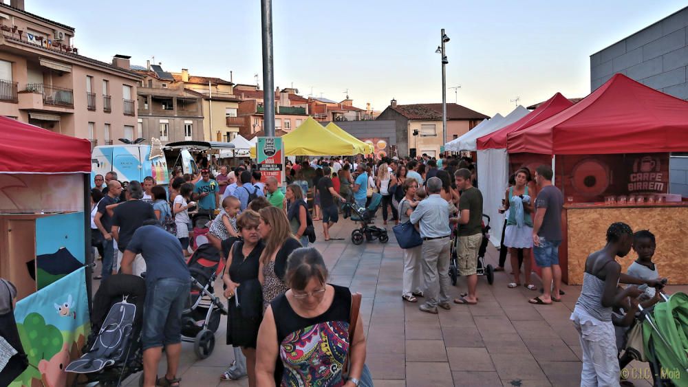 Ambient a la fira Carpe Birrem de Moià