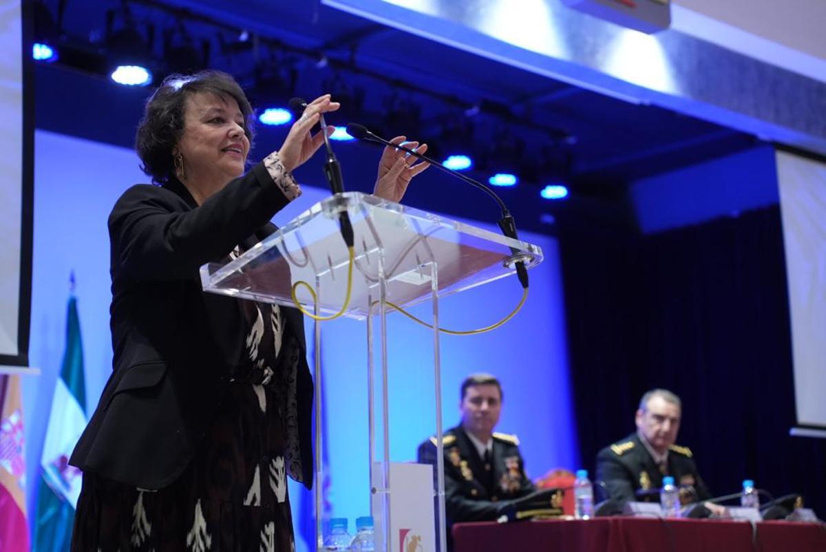 Rafaela Valenzuela, en el acto por el 199 aniversario de la Policía Nacional en Córdoba.