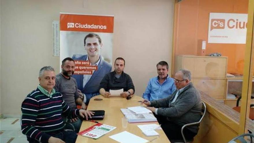 Ciudadanos defiende el mantenimiento del aeropuerto de Córdoba y su gestión pública