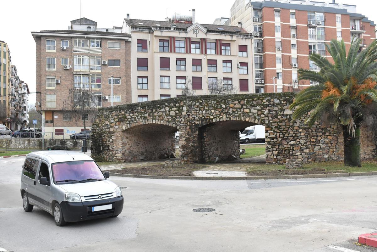 Fotogalería | Reabre un nuevo tramo de la rotonda del puente de San Francisco