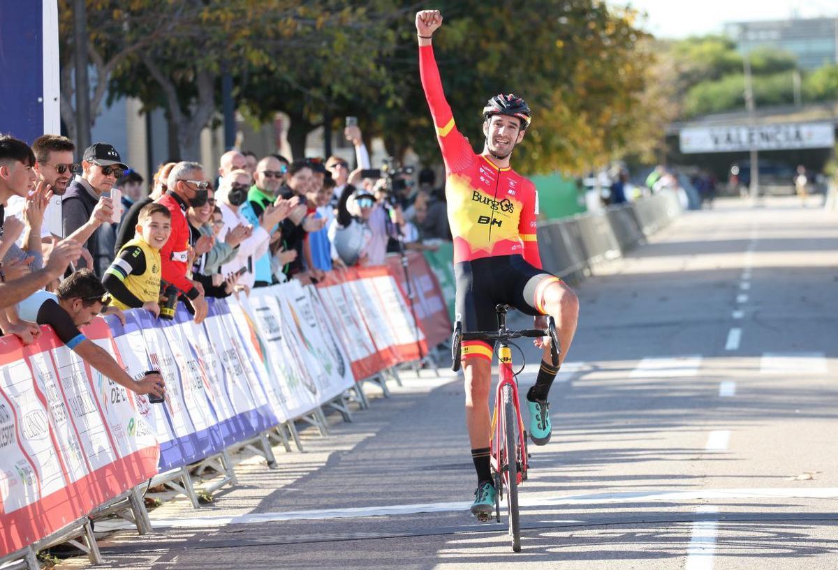 Felipe Orts gana el Ciclocrós Internacional Ciudad de València