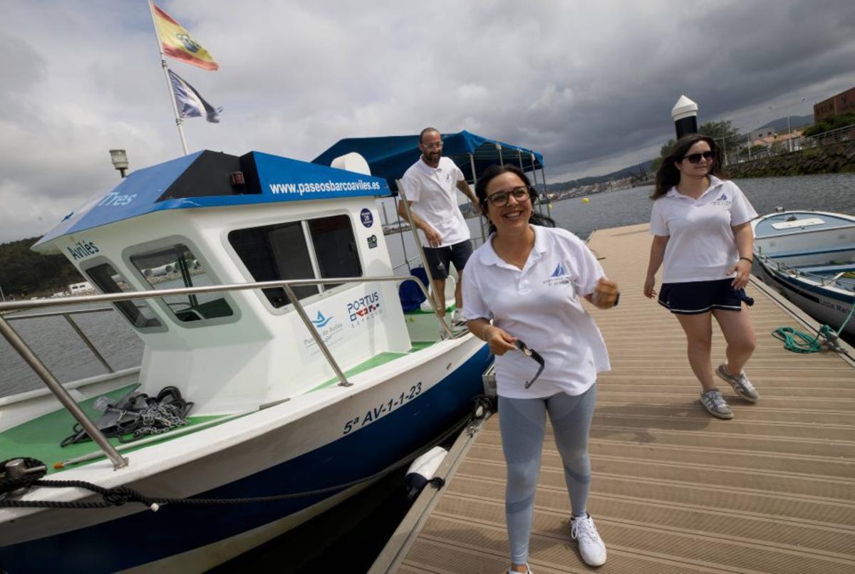 Avilés zarpa del mar al cielo del eclipse