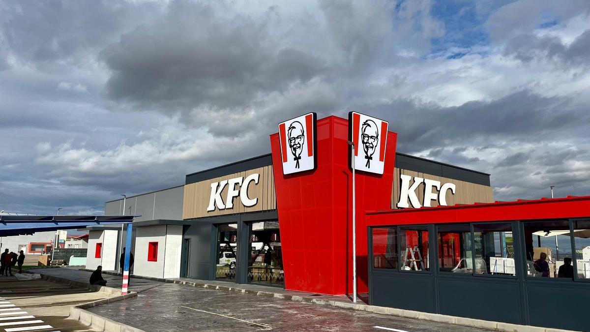 El restaurante KFC que abre este viernes en Plaza Imperial.