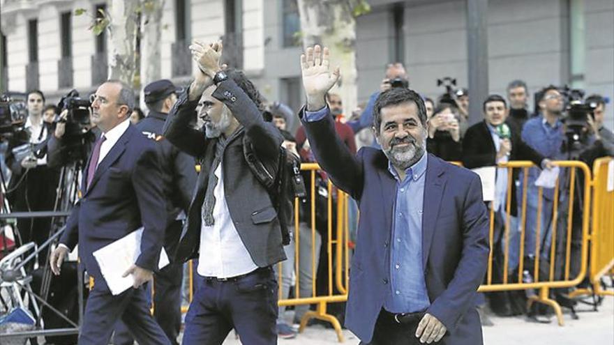 Jordi Sànchez y Cuixart podrán salir de la cárcel