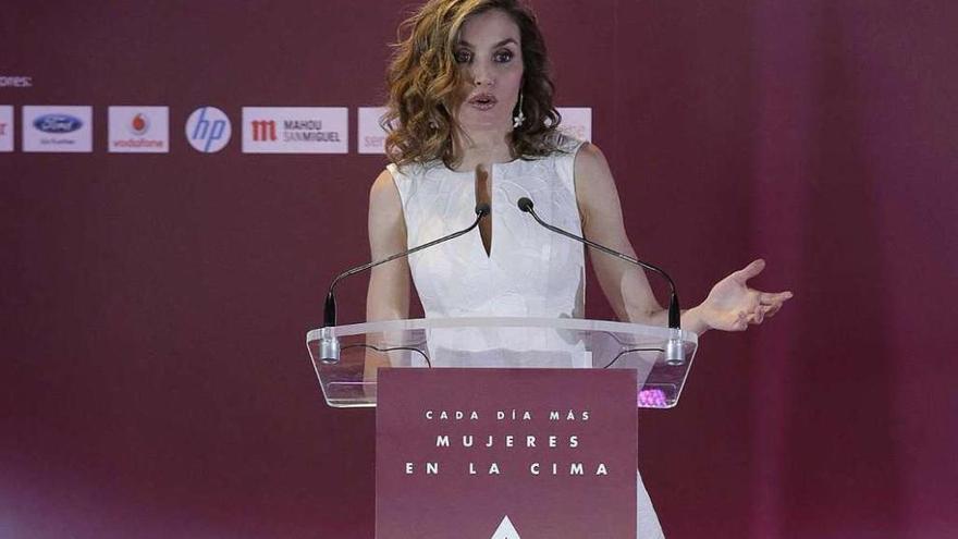 Doña Letizia, ayer, durante su intervención en la entrega de premios de la Fedepe.