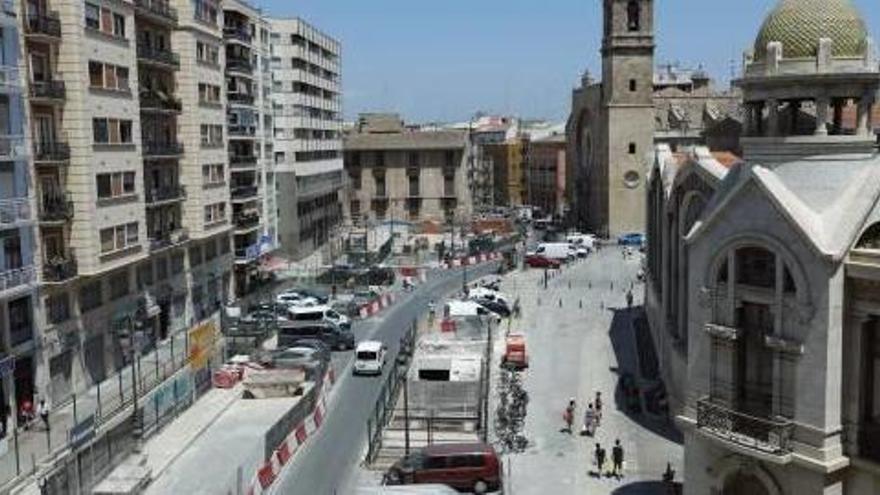 Estado actual de la Plaza Ciudad de Brujas, pendiente de su reurbanización.