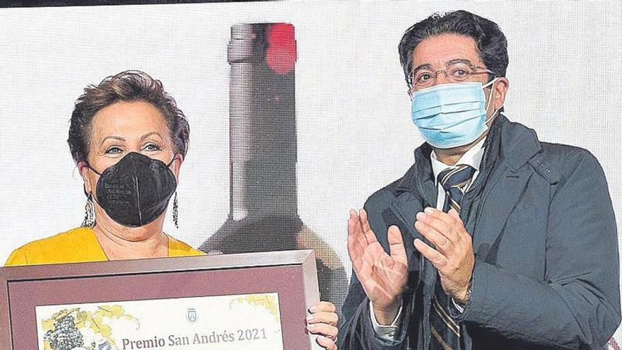 The viticulturist Carmen Gloria Ferrera receives the San Andrés Prize for 2021