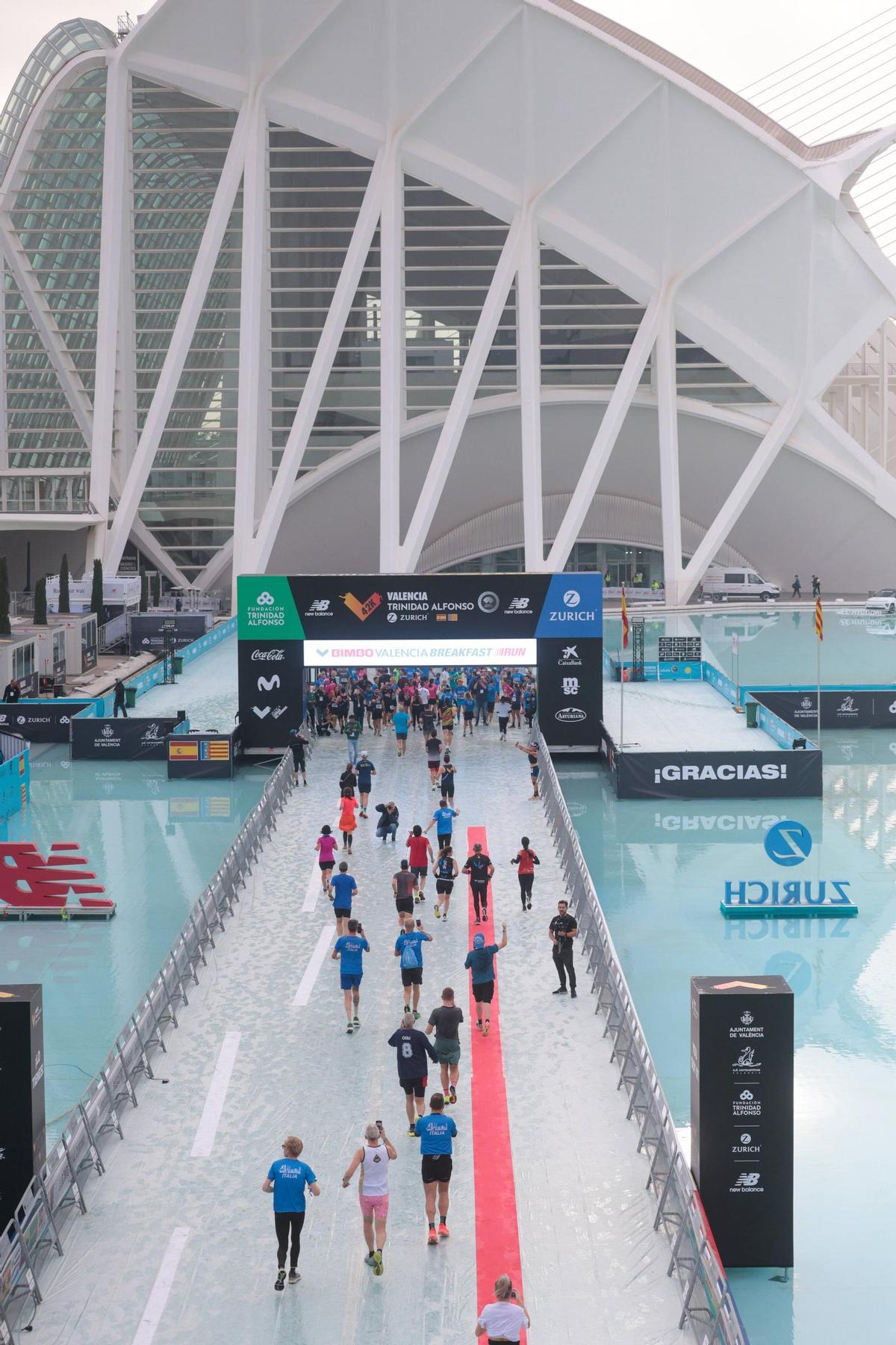 Intenso sábado previo de Maratón Valencia 2024, lleno de actividades para todos los públicos