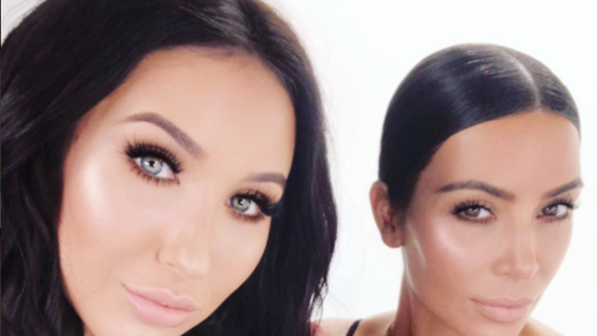 Kim Kardashian y Jaclyn Jill, la youtuber maquillaje