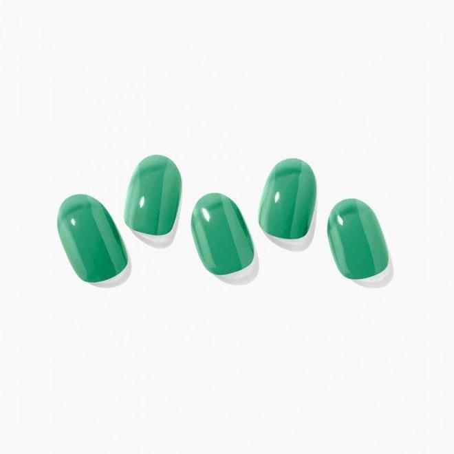OHORA Gel Nails en rayas verdes