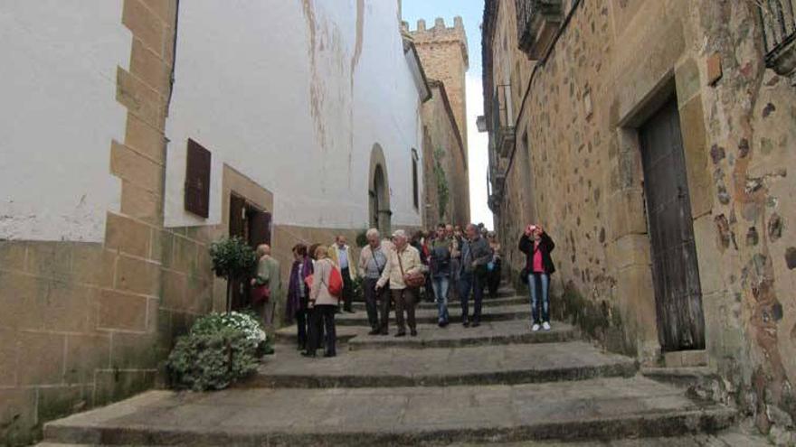 Los turistas se dejaron en Cáceres 26,8 millones de euros en el segundo semestre de 2013