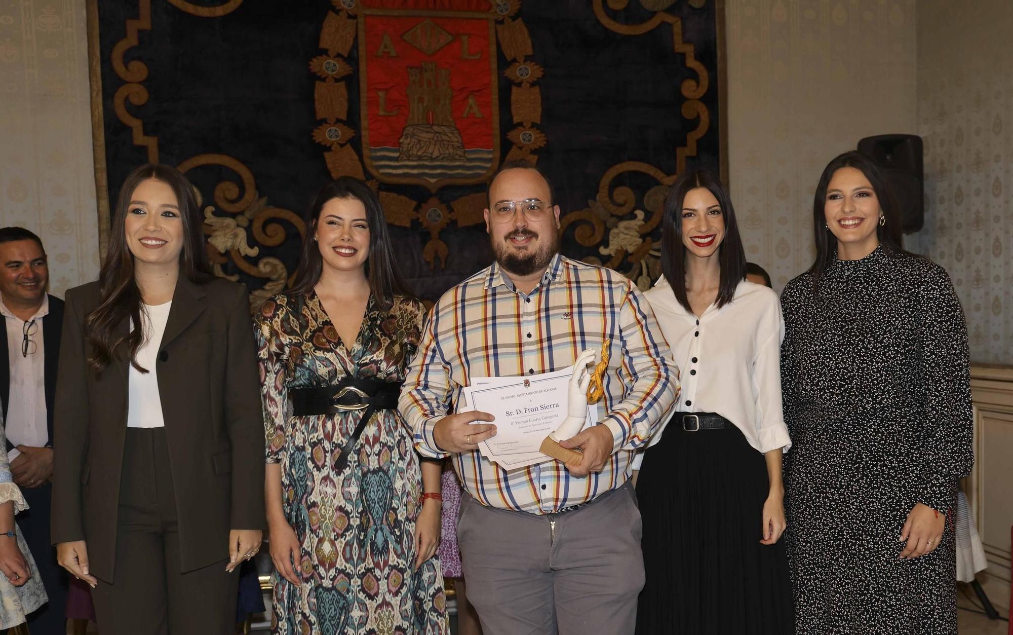 Así ha sido la entrega los premios a los Artistas de Hogueras