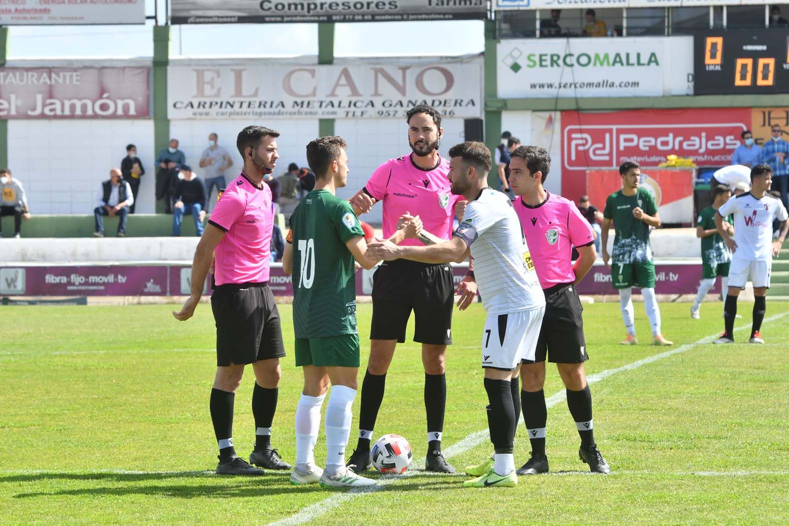 El triunfo del Pozobblanco ante el Córdoba B, en imágenes