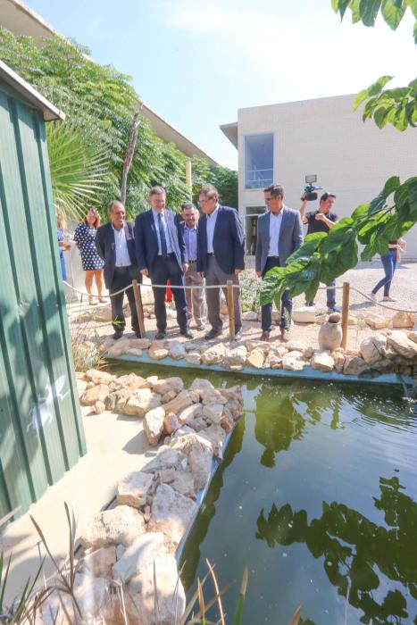 El presidente de la Generalitat Ximo Puig ha visitado los dos centros educativos de Los Montesinos