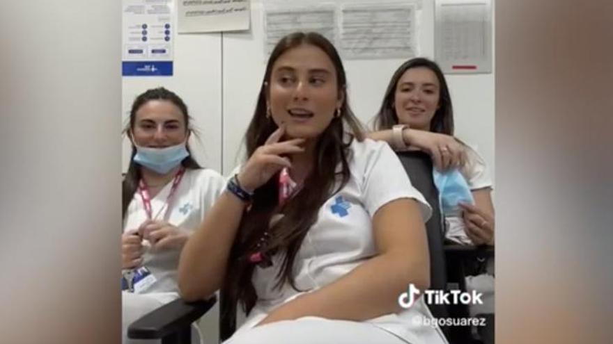 Vídeo polémico: “El puto C1 de catalán”, expedientada una enfermera por criticar en TikTok los requisitos lingüísticos de las oposiciones