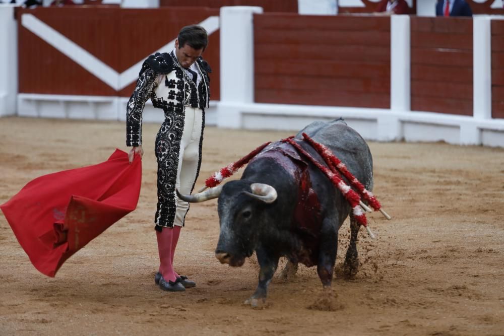 Segunda corrida de toros en El Bibio