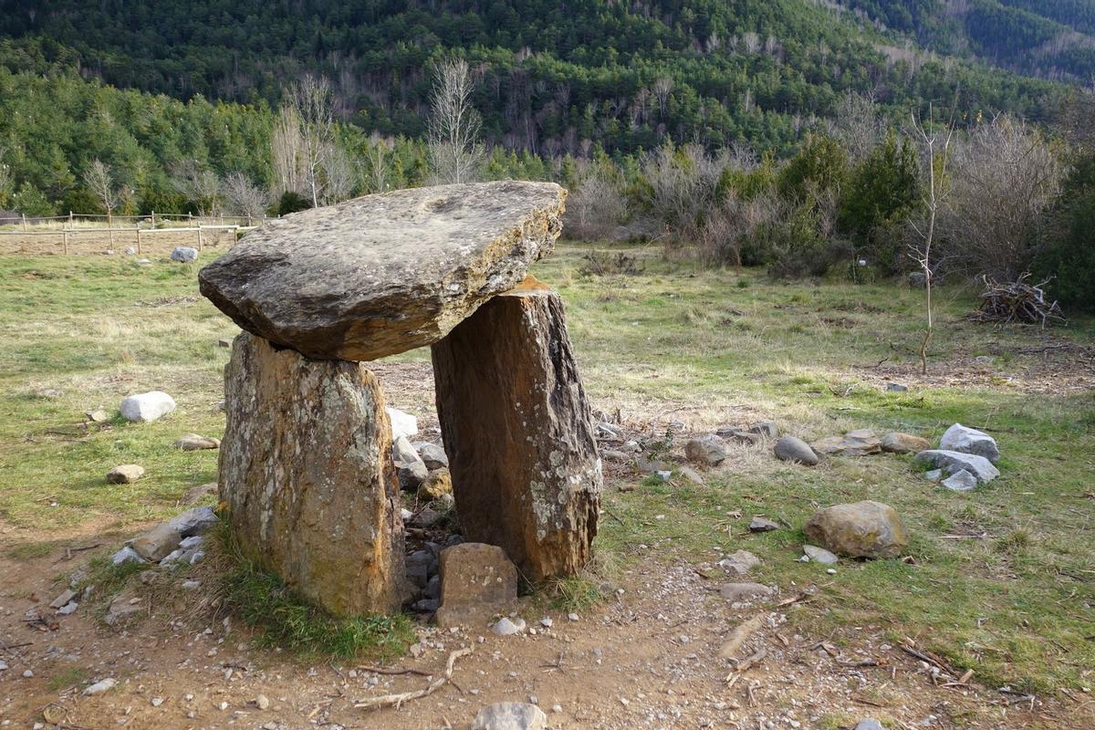 El dolmen del entorno de Santa Elena es posiblemente el más antiguo de todo Aragón