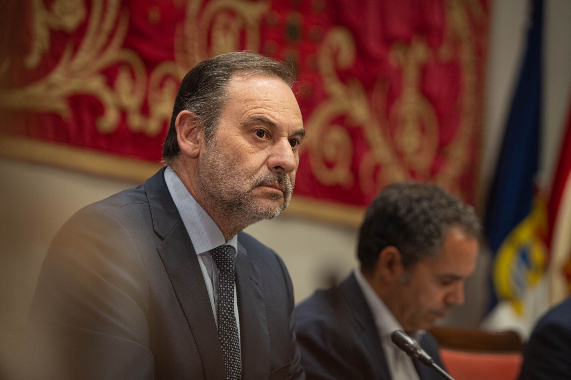 José Luis Ábalos comparece en el Parlamento de Canarias
